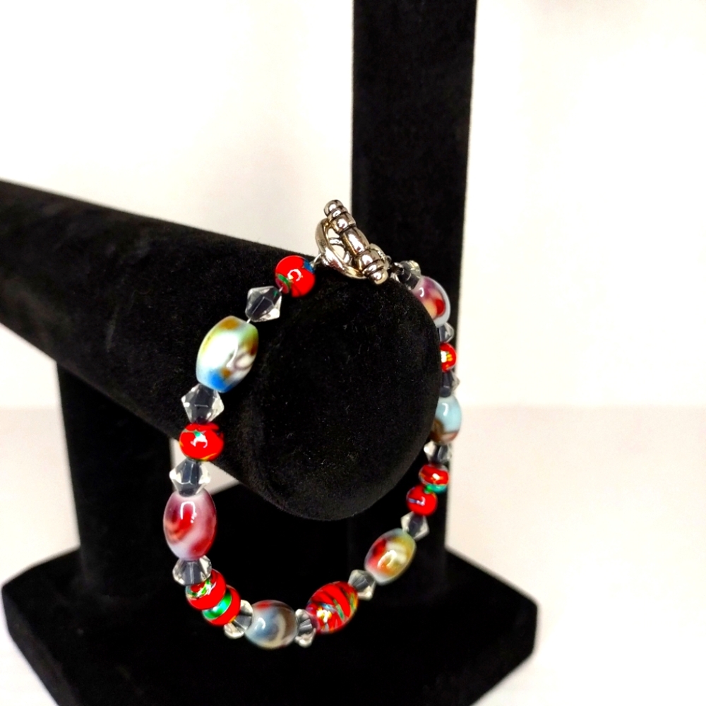 Artisan made glass bead bracelet